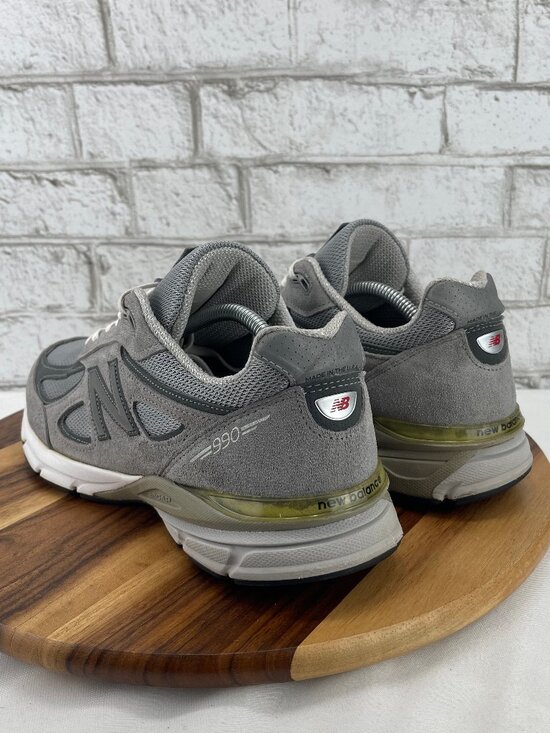 New Balance 990v4 Mens Sz. 11 2E Wide Grey Silver Running Shoes Made in USA main image 11